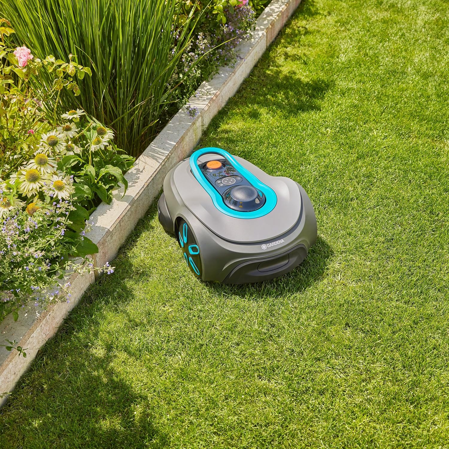 Gardena smart SILENO Free Set 800 m² kabelloser Mähroboter: LONA Intelligence, Trim-to-Edge, ohne Begrenzungskabel, leiser Betrieb, intelligenter Mäher, App Steuerung (19922-20)